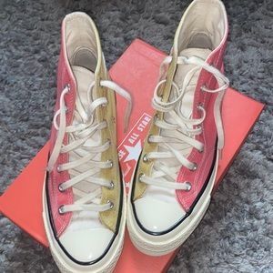 Women size 8 converse high tops